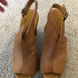 Brown pumps